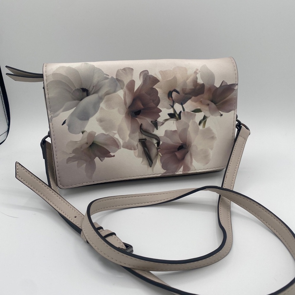 Simply Vera Wang Floral Pattern Handbag EUC - Picture 6 of 9